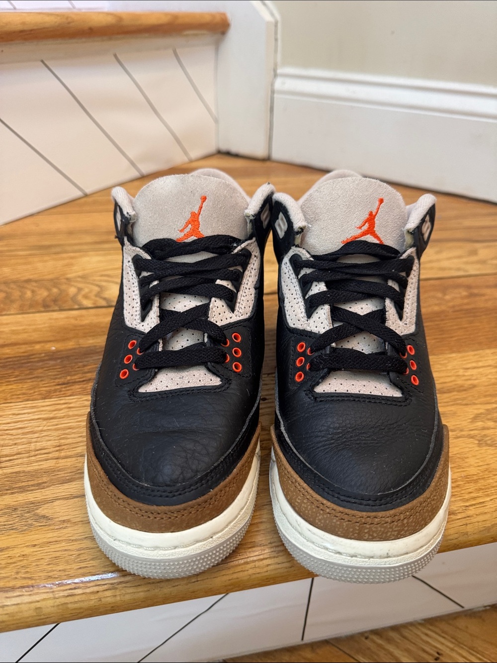 Retro 3 ‘Desert Elephant’